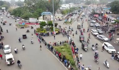 छिंदवाड़ा युवा मोर्चा के सैकड़ों कार्यकर्ताओं ने बनाया मानव श्रृंखला