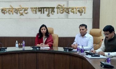 विकास यात्रा को लेकर छिंदवाड़ा कलेक्टर ने की समीक्षा : जिले में तैयारियां पूरी