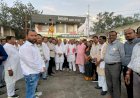 गांधी जयंती की पूर्व संध्या पर सांसद ने गांधी प्रतिमा का किया दुग्ध अभिषेक कर स्वच्छता की अलख जगाई, लोगों को किया जागरूक